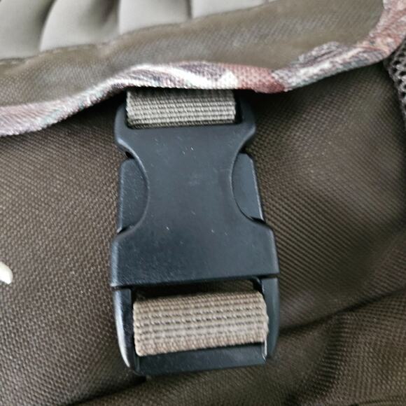 Mossy Oak Ducks Unlimited Camo Hunting Shoulder Bag Adjustable Strap Ammo Loops - Picture 9 of 16